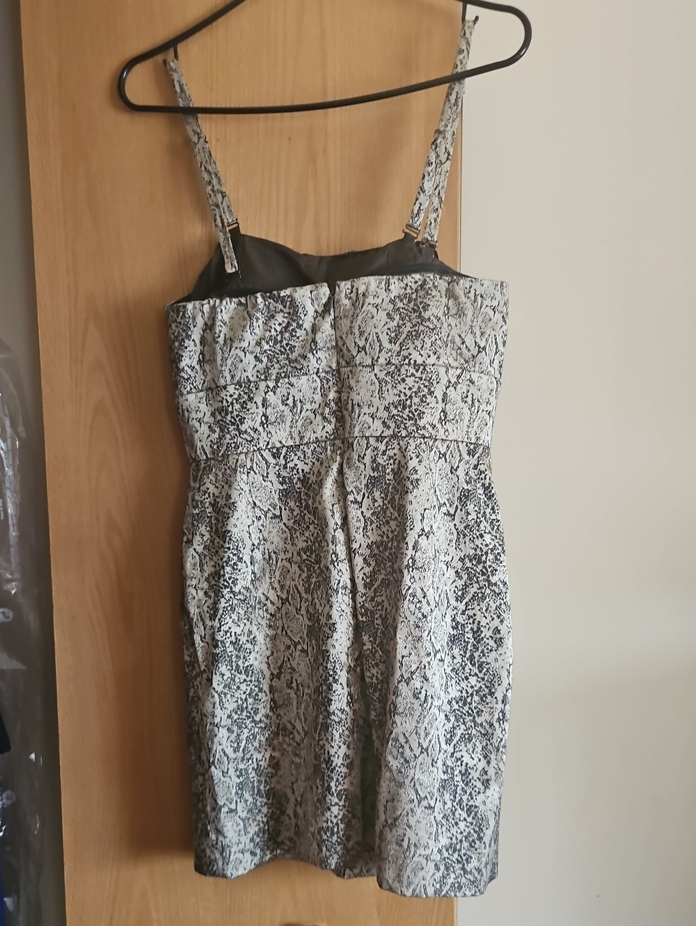 Antonio Melani Animal Snake Print Sleeveless Cocktail Dress Beige Brown Size 4 - Picture 3 of 3
